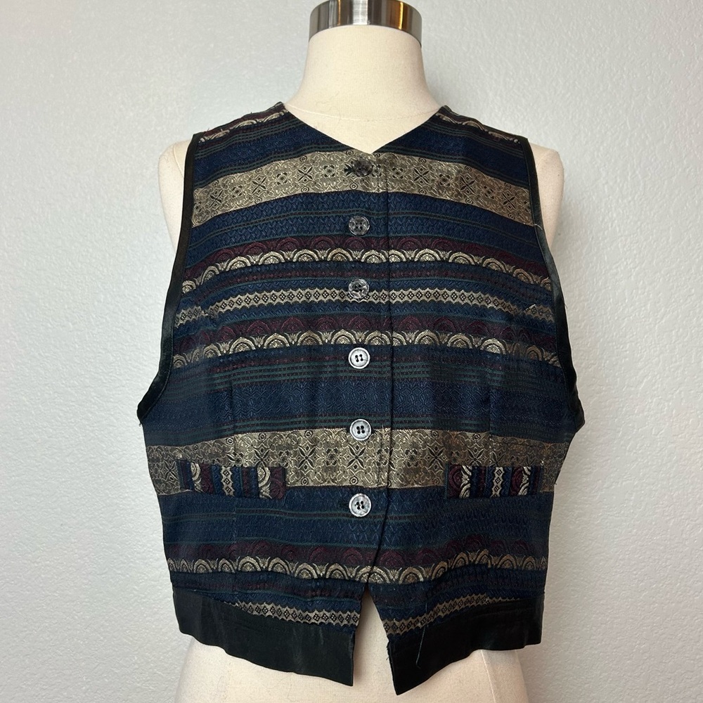 Limited Vintage Vest Women's Size M Black Metallic Tapestry Floral Front Button